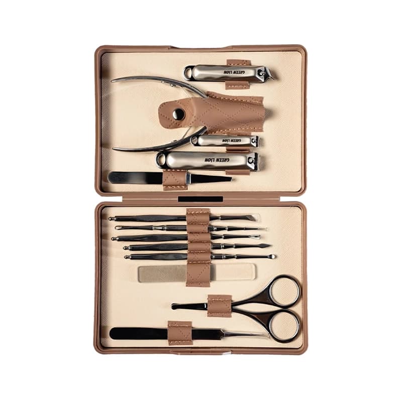 ست مانیکور و پدیکور 7 تکه گرین لاین مدل GREEN LION 13 IN 1 MANICURE KIT GN13PCMNCRBR